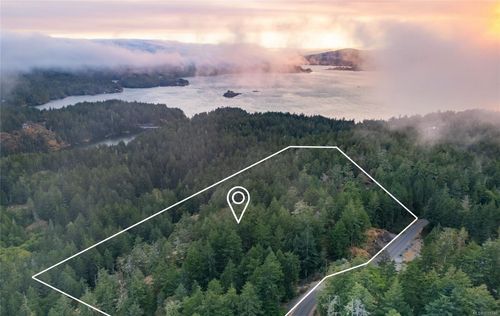 5005 Sooke Hanger Dr, Sooke, BC, V9Z1M9 | Card Image