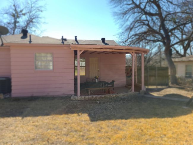 6331 Scyene Rd, House other with 2 bedrooms, 1 bathrooms and null parking in Dallas TX | Image 20