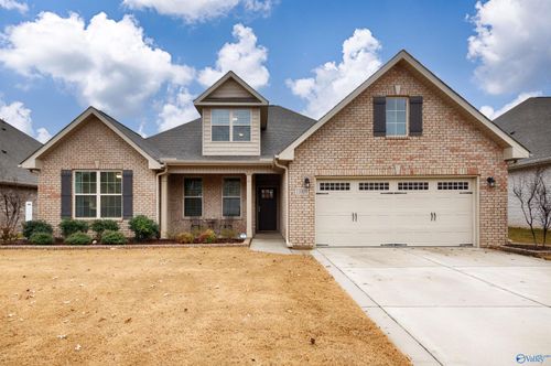 11009 Oakway Cir Nw, Madison, AL, 35757-6983 | Card Image