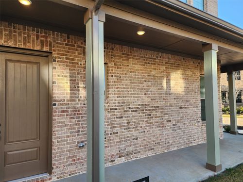 634 Redwood Way, Mansfield, TX, 76063-6975 | Card Image