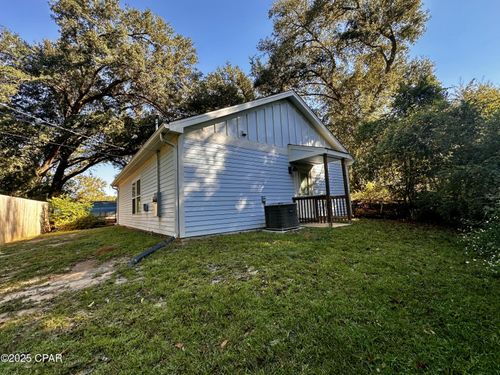 7825 Highway 90, Sneads, FL, 32460-2238 | Card Image