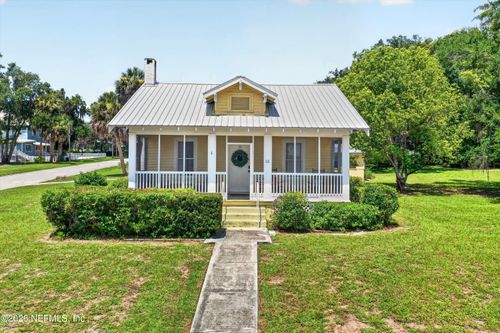 101 N Lake St, Crescent City, FL, 32112-2619 | Card Image