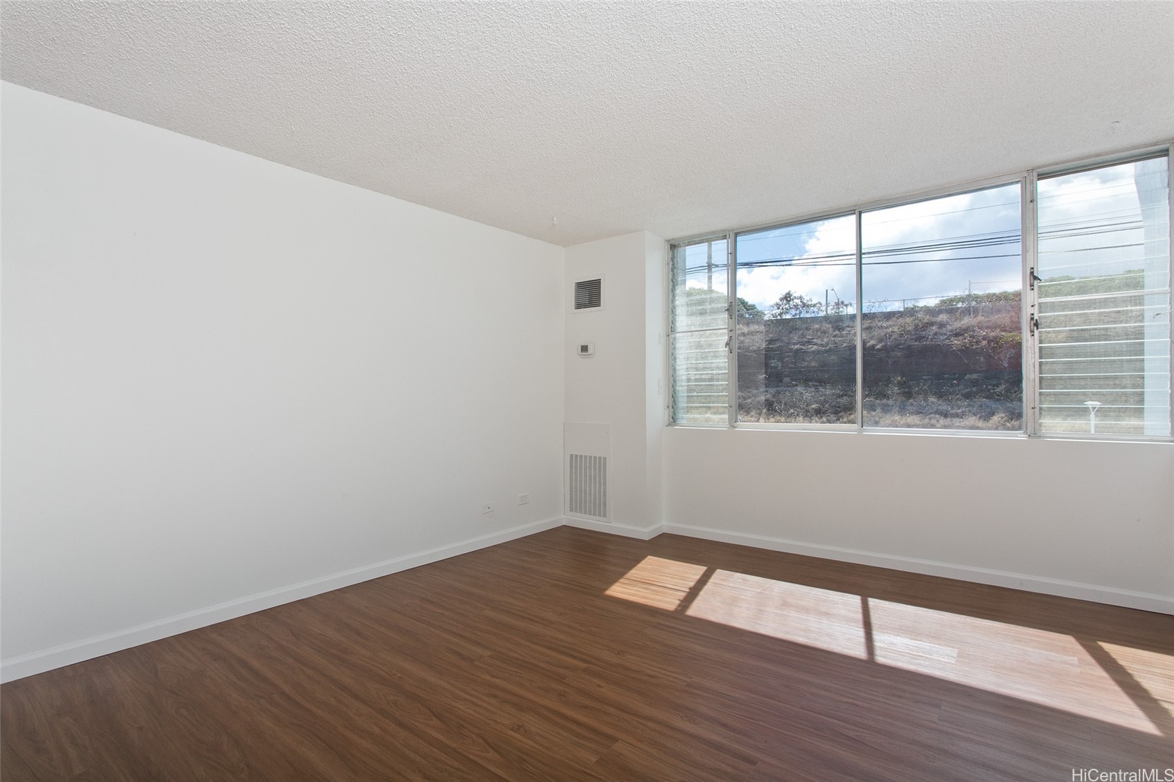 Residential in Honolulu 4