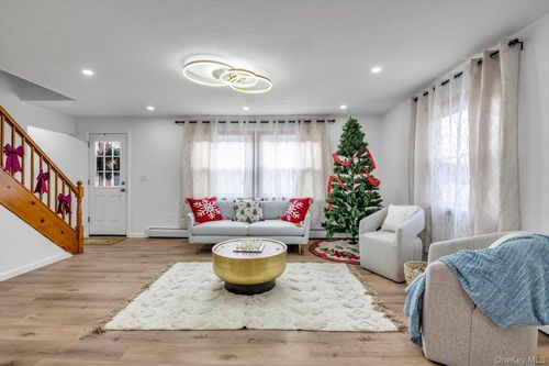 2114 Prospect Ave, East Meadow, NY, 11554-1902 | Card Image