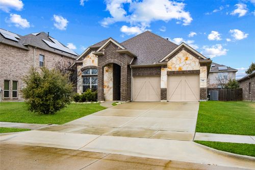 208 Burberry, Grand Prairie, TX, 75052-0033 | Card Image