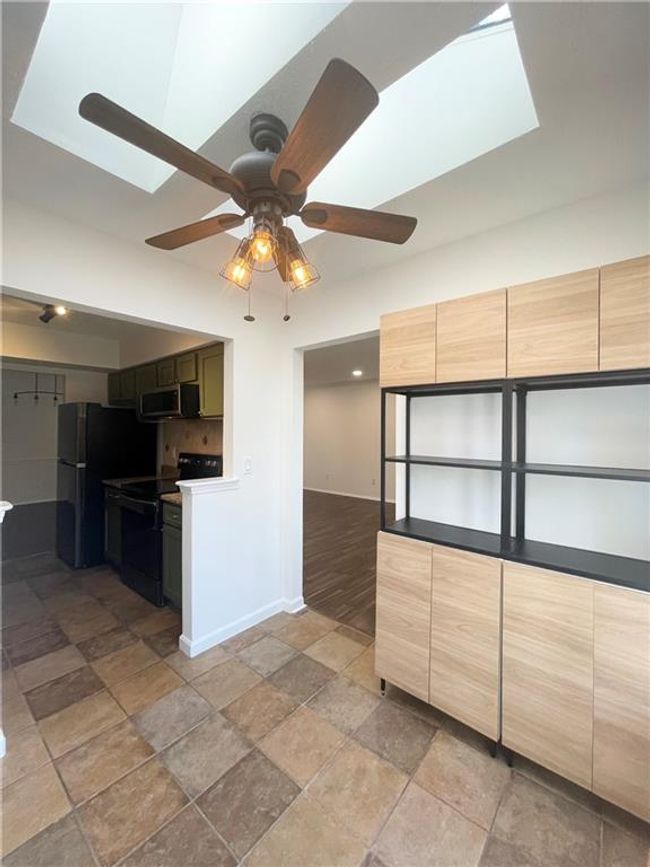 2015 Huntingdon Chase, Condo with 2 bedrooms, 2 bathrooms and null parking in Sandy Springs GA | Image 21