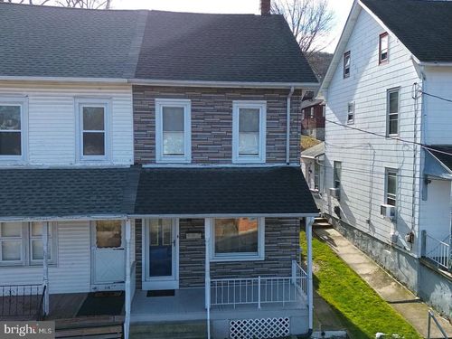 62 S Church St, MOHNTON, PA, 19540-1702 | Card Image