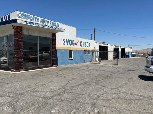 1401 W Main St, Barstow, CA, 92311-2550 | Card Image