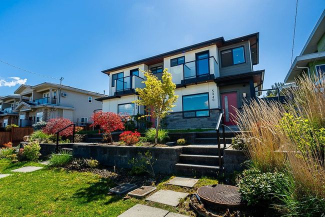 5440 Norfolk Street, Home with 4 bedrooms, 3 bathrooms and 1 parking in Burnaby BC | Image 1