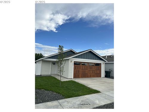 915 Tinley St, Stanfield, OR, 97875-4665 | Card Image