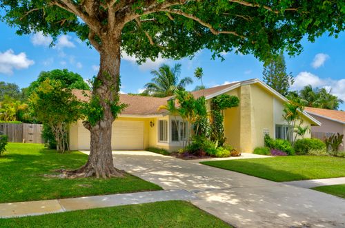 11335 Woodchuck Dr, Boca Raton, FL, 33428-2667 | Card Image