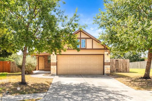 105 Rock Bluff Ln, San Marcos, TX, 78666-5475 | Card Image