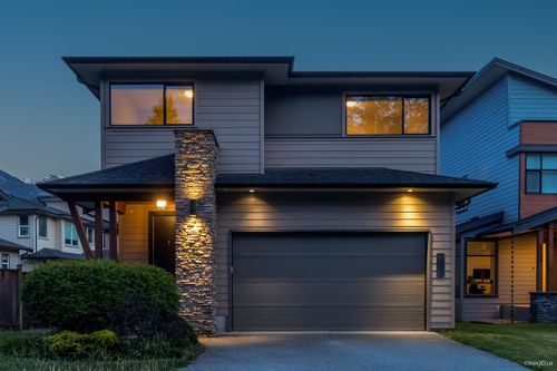 39340 Falcon Cres, Squamish, BC, V8B0Y9 | Card Image