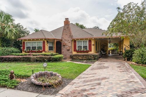 2390 Sheridan Rd, MOUNT DORA, FL, 32757-3504 | Card Image