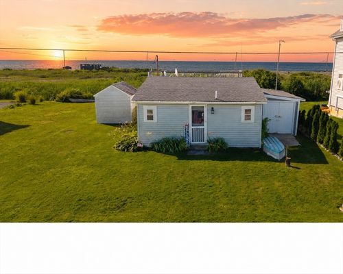 32 1st St, Westport, MA, 02790-1504 | Card Image