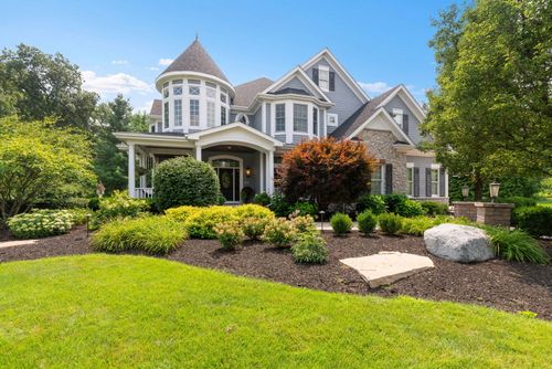 203 Wrenwood Cir, Elgin, IL, 60124-0200 | Card Image