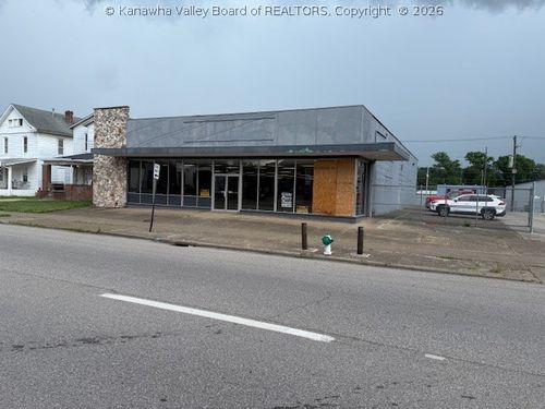 86 Washington Ave, Huntington, WV, 25701-1125 | Card Image