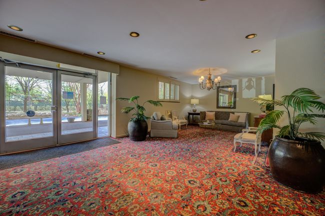 APT-109 - 1960 N Parkway, Condo with 2 bedrooms, 2 bathrooms and null parking in Memphis TN | Image 5