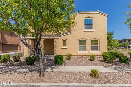 2261 S Ponderosa Dr, Gilbert, AZ, 85295-3525 | Card Image