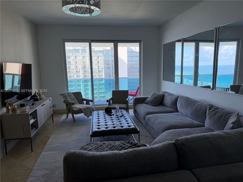 ph5-2301 Collins Ave, Miami Beach, FL, 33139-1639 | Card Image