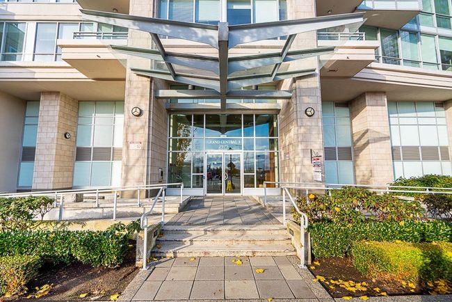 3506 - 2975 Atlantic Avenue, Condo with 1 bedrooms, 1 bathrooms and 1 parking in Coquitlam BC | Image 5