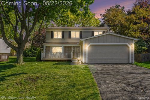 40652 Village Wood Rd, Novi, MI, 48375-4466 | Card Image