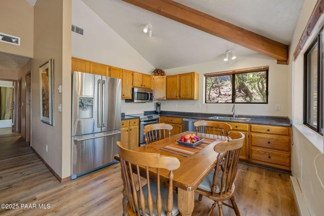 049-Kitchen | Image 9