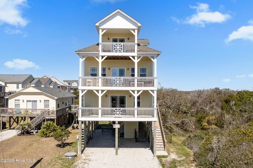 3829 Island Dr, N Topsail Beach, NC, 28460-8209 | Card Image