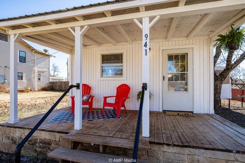 941 Harold St, Albany, TX, 76430-2579 | Card Image