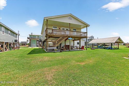 4031 Bank St, Bay Saint Louis, MS, 39520-7600 | Card Image