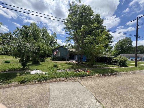 922 Gulf Street, Lake Charles, LA, 70601 | Card Image