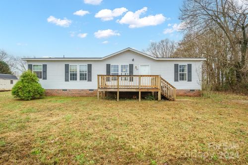 125 Rocky Point, Cleveland, NC, 27013 | Card Image