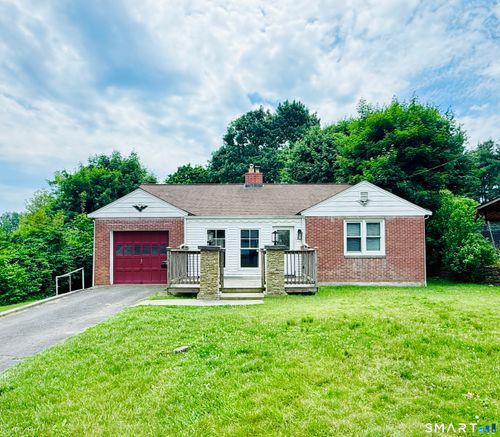 112 Ochsner Pl, Bridgeport, CT, 06606-1351 | Card Image