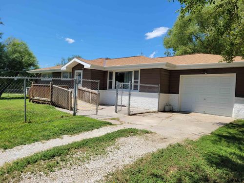 19802 Fairview Rd, Gretna, NE, 68028-6216 | Card Image