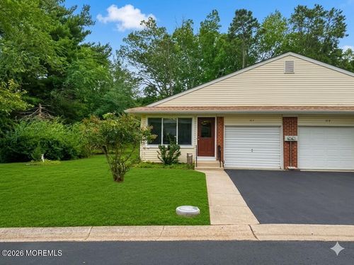 a-32 A Snowberry Ln, Whiting, NJ, 08759-3086 | Card Image