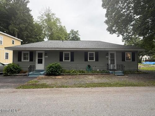 16 Marion Ave, Saratoga Springs, NY, 12866-8856 | Card Image