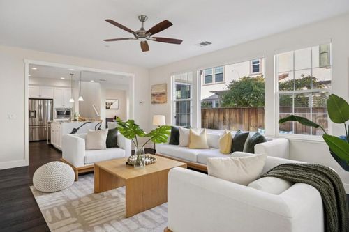 327 Polaris Ter, Sunnyvale, CA, 94086-6589 | Card Image