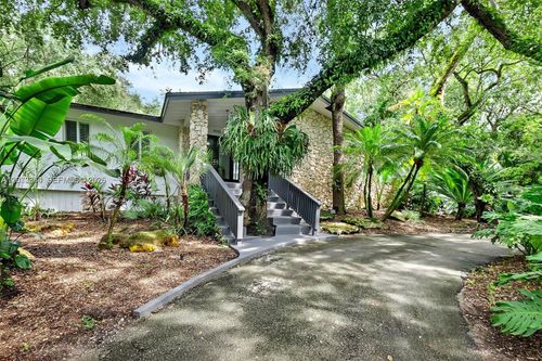 6565 Sw 134th Dr, Pinecrest, FL, 33156-7067 | Card Image