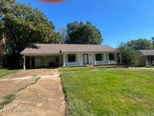 8278 Lake Shore Dr W, Southaven, MS, 38671-4218 | Card Image