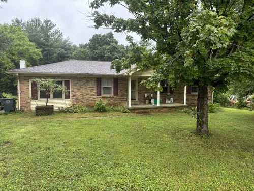 617 Chitwood Dr, Lafayette, TN, 37083-2303 | Card Image