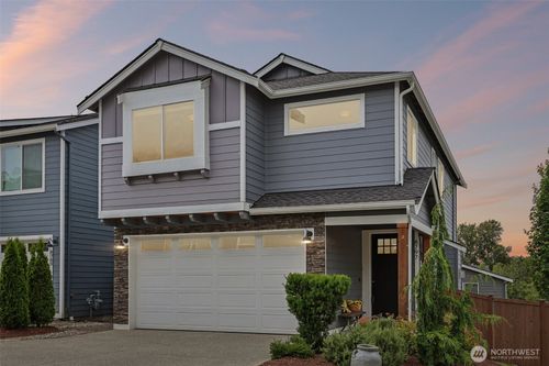 8797 68th Place Ne, Marysville, WA, 98270 | Card Image