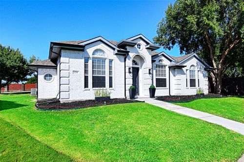 2216 Pinto Ln, Lewisville, TX, 75067-2022 | Card Image