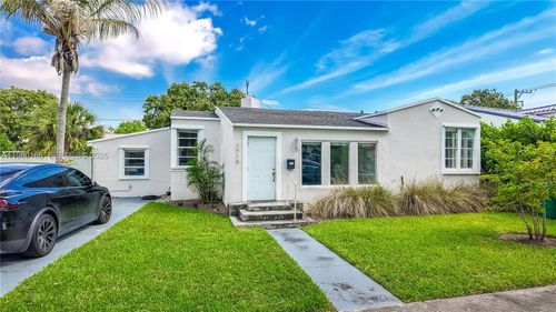 1719 Sw 15th St, Miami, FL, 33145-1422 | Card Image