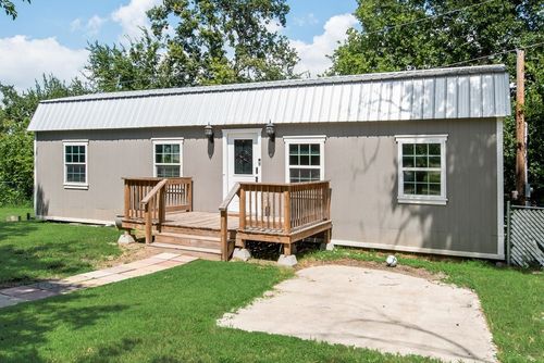 1708 Florence Dr, Azle, TX, 76020-4316 | Card Image