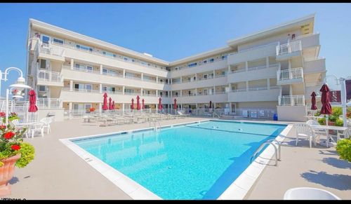 unit-104-5300 Boardwalk, Ventnor City, NJ, 08406-2870 | Card Image