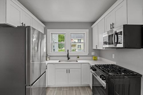 1-135 Cottage St, Norwood, MA, 02062-2135 | Card Image