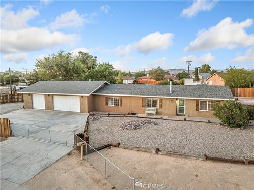 12835 Iroquois Rd, Apple Valley, CA, 92308-6819 | Card Image
