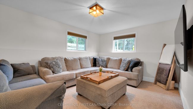 126 Scott St, House other with 3 bedrooms, 2 bathrooms and 4 parking in Strathroy ON | Image 22