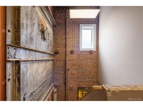 204-800 W 8th Ave, Denver, CO, 80204-4332 | Card Image