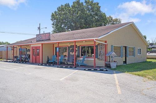 7930 E State Highway 76, Kirbyville, MO, 65679-9341 | Card Image